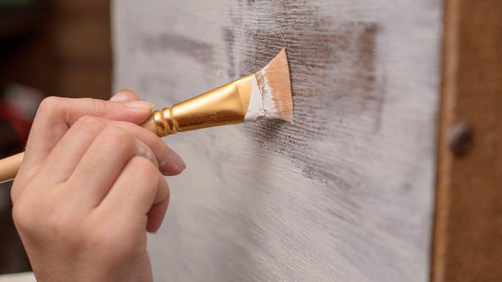 The Difference Between Milk Paint and Chalk Paint, and When to Use Each