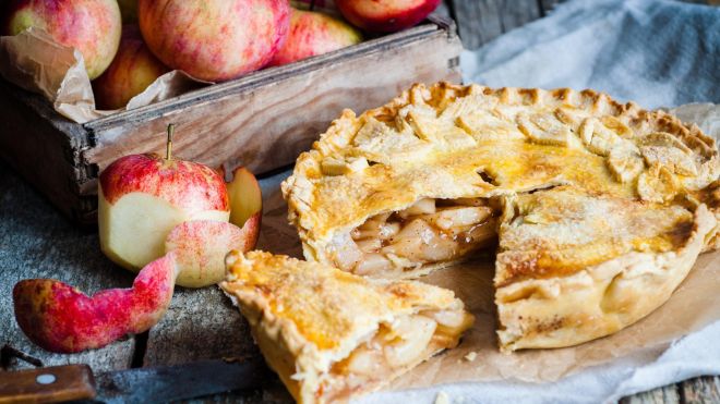 Don’t Use Soft Apples in Your Pies (and Other Ways to Choose the Right Apple for Cooking)