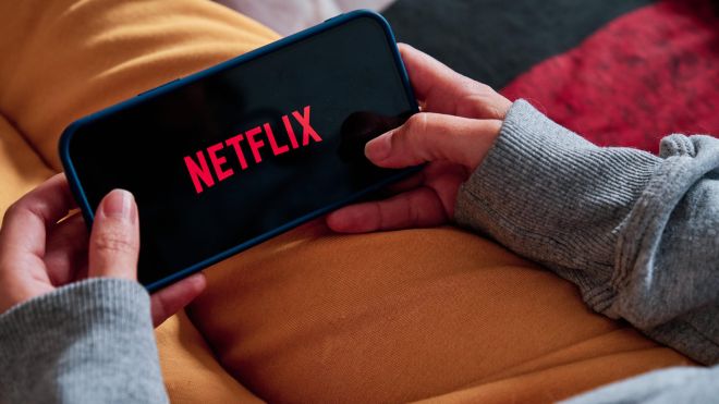How to Download Netflix Shows and Movies on Your Laptop, Tablet, and Smartphone