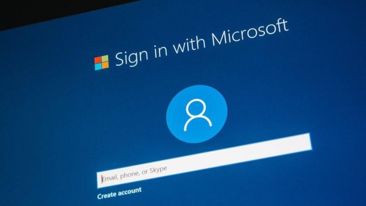 How to Log In to Windows Without a Password