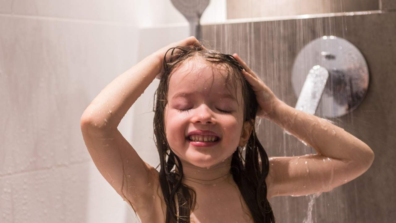 Get Your Kid to Take a Shower With the ‘Hokey Pokey’