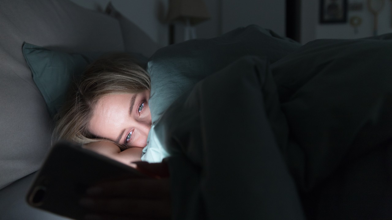 7 Habits That Are Negatively Impacting Your Sleep