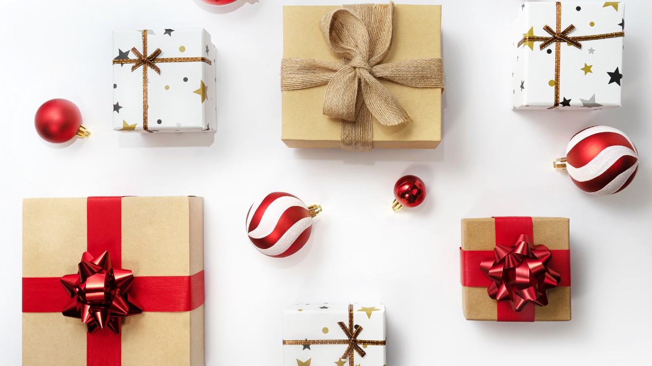 Before You Go Shopping, Check This List of Gifts Ranked from Most Popular to Please Don’t Bother