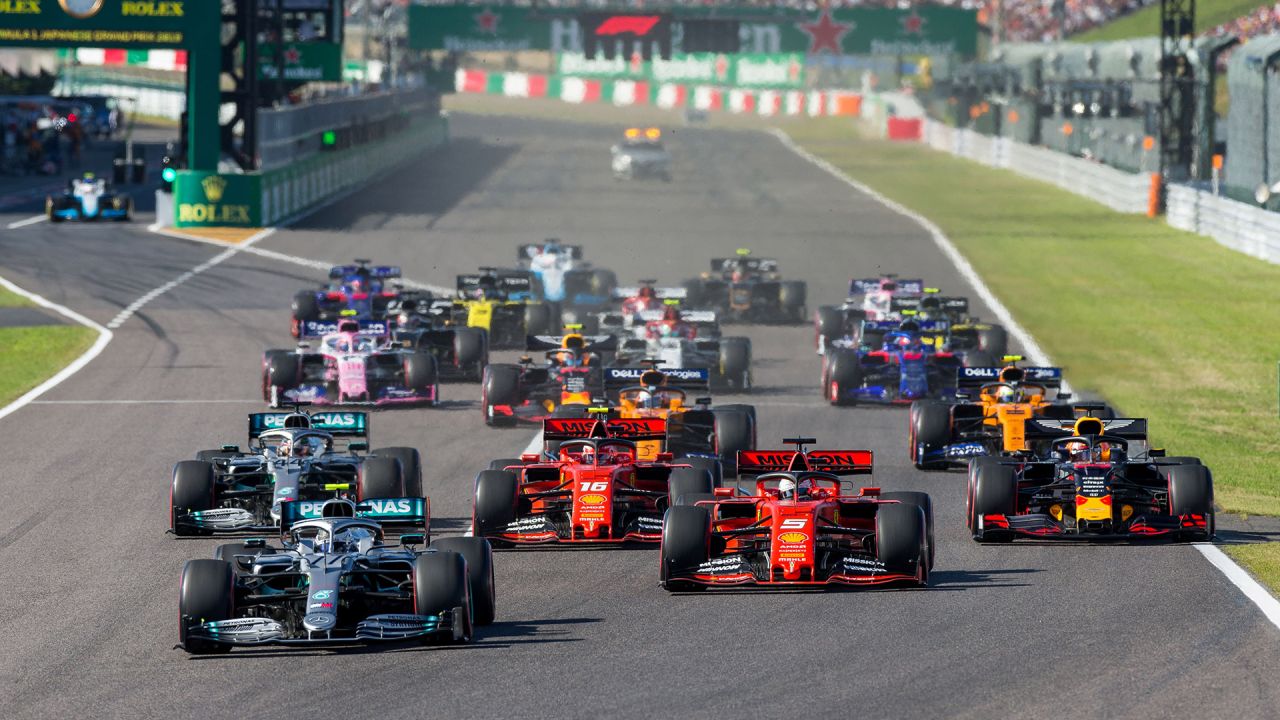 SUZUKA, JAPAN - OCTOBER 13: Start during the F1 Grand Prix of Japan at Suzuka Circuit on October 13, 2019 in Suzuka, Japan. 