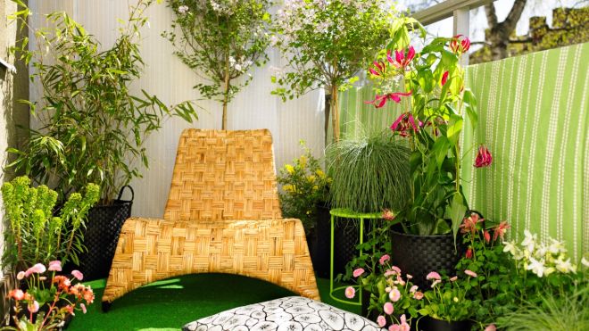 How to Turn Your Balcony Into a Backyard