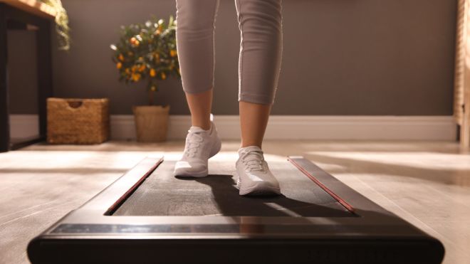 How to Actually Enjoy Treadmill Running This Winter