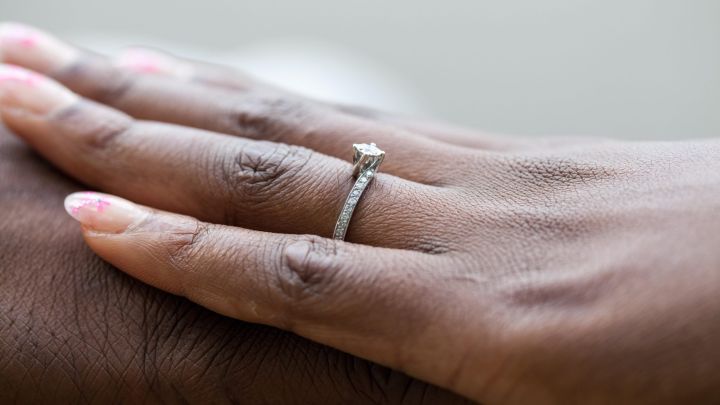 Maybe You Should Buy a Moissanite Engagement Ring Instead of a Diamond