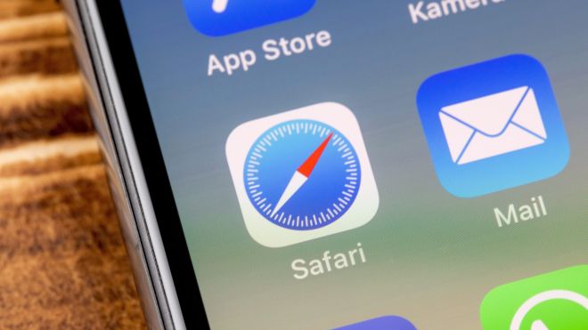 Stop Using Safari Immediately (at Least for Now)