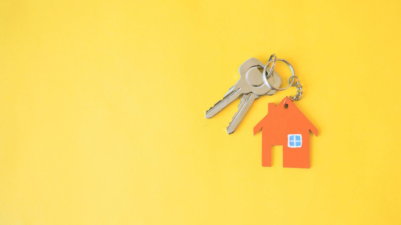 Answer These Questions Before Buying a House With a Friend