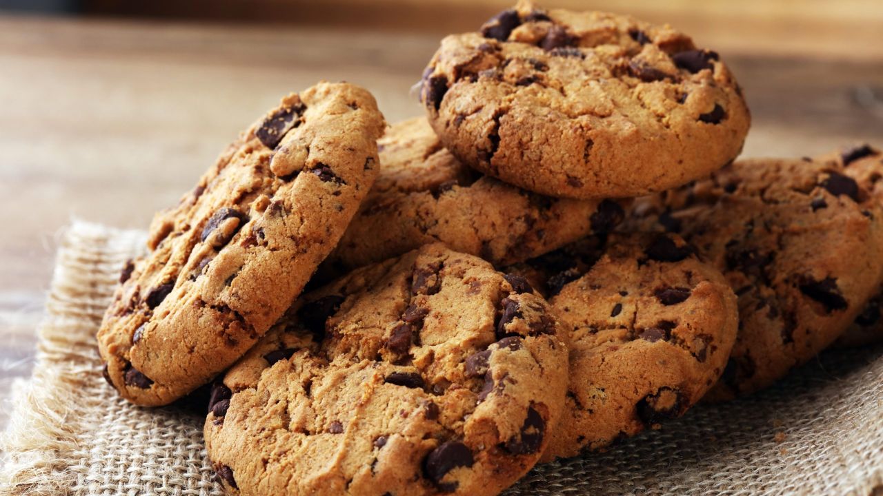 Yes, You Should Use a Mug to Make Perfectly Round Cookies