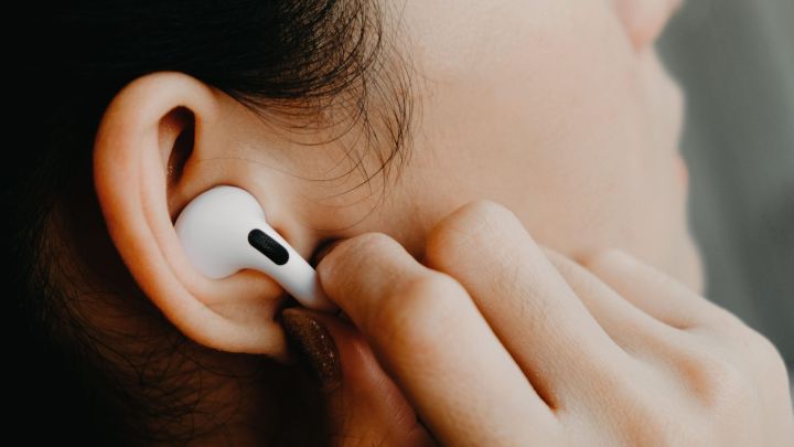 How to Use Your AirPods’ Hidden ‘Reset’ Feature When They Refuse to Cooperate