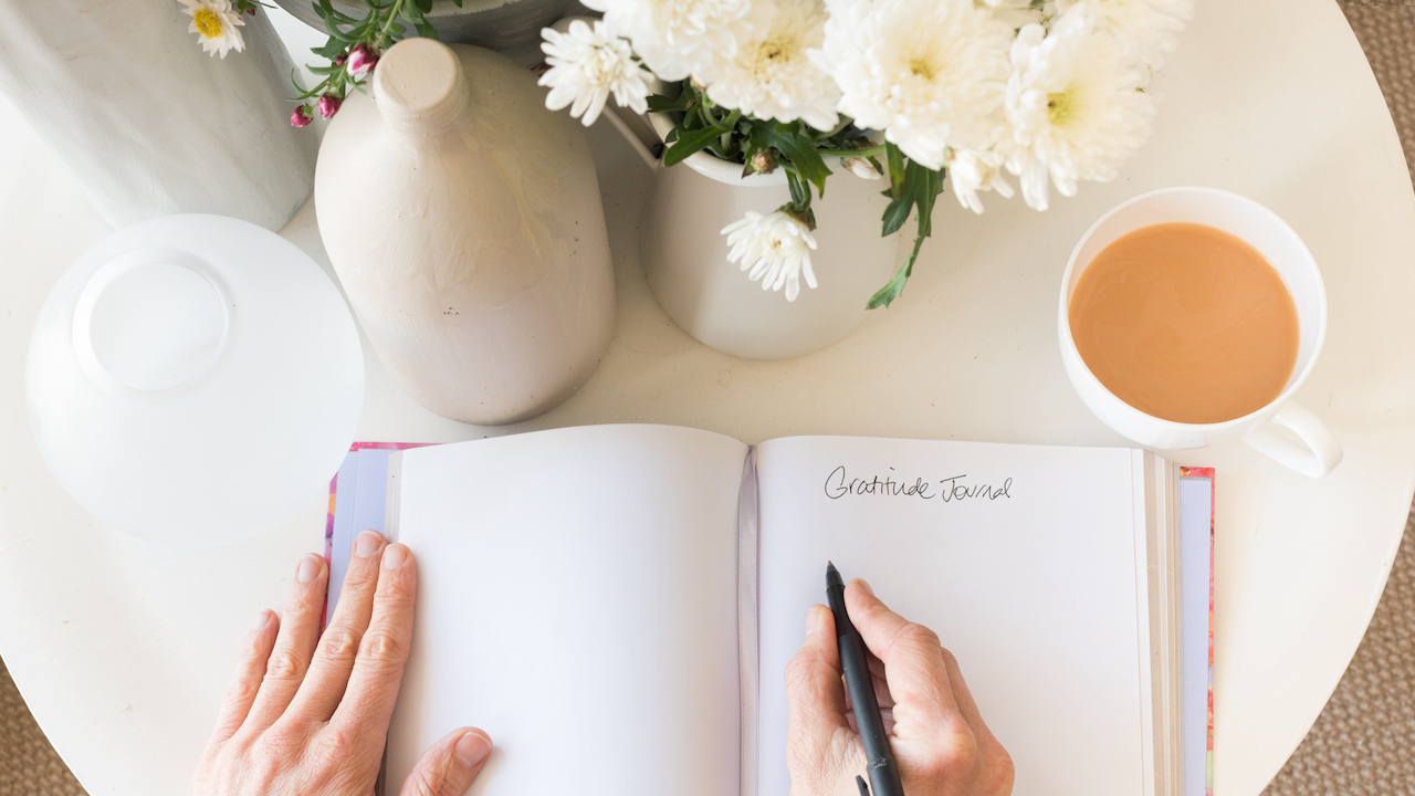 12 Gratitude Journals That’ll Help You Maintain a Positive Outlook Year-Round