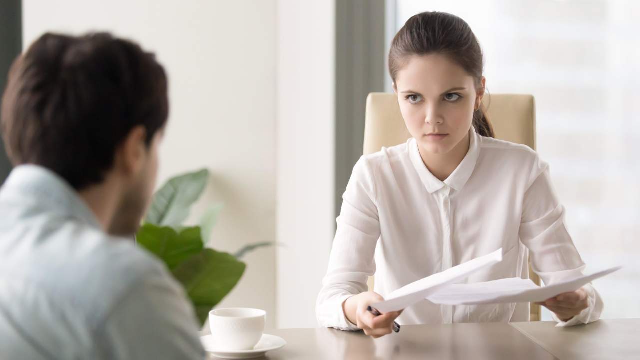 How to Deal With a Coworker You Absolutely Hate