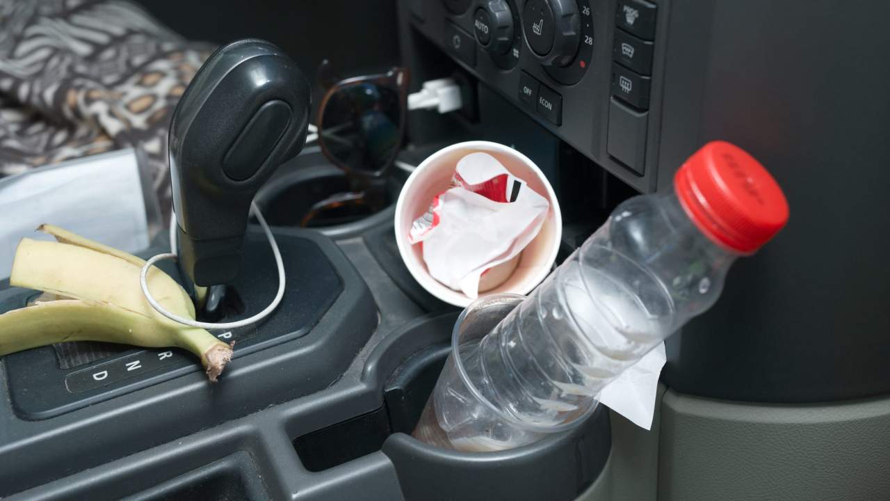 How To Organise Your Car So You Can Stop Tossing Everything In the Backseat