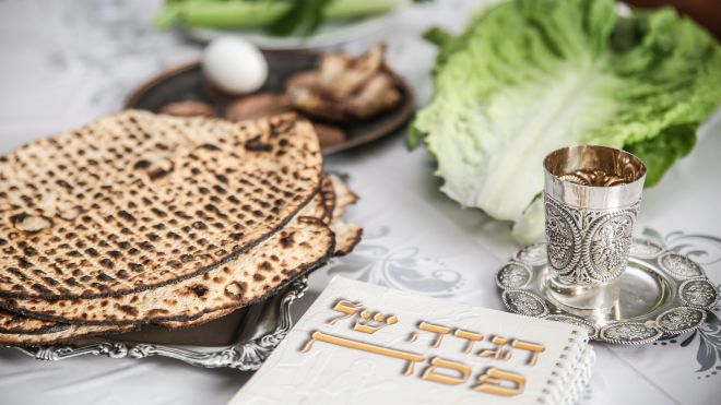 How to Attend a Seder as a Non-Jew