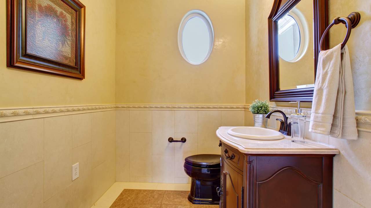 Two Half Baths Don’t Equal Full, and Other Real Estate Bathroom Maths You Should Know