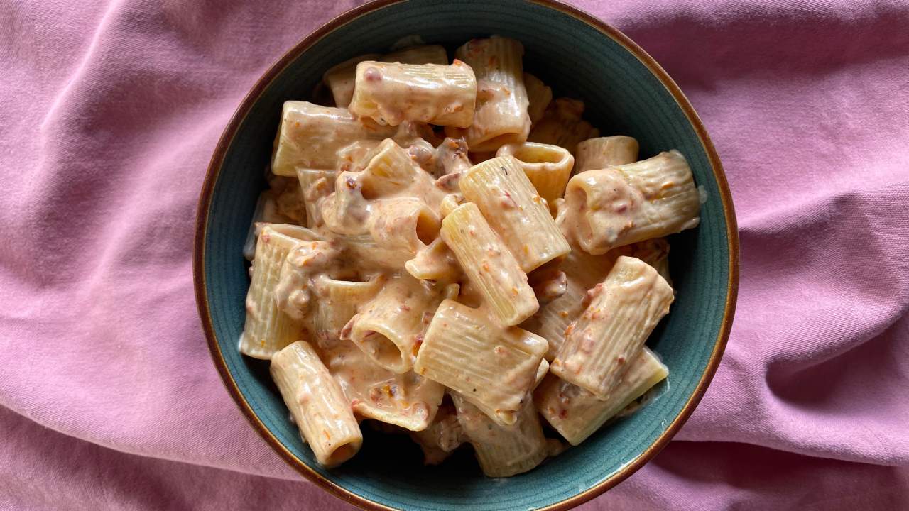 You Should Make This Two-Ingredient Cheesy Pasta Sauce