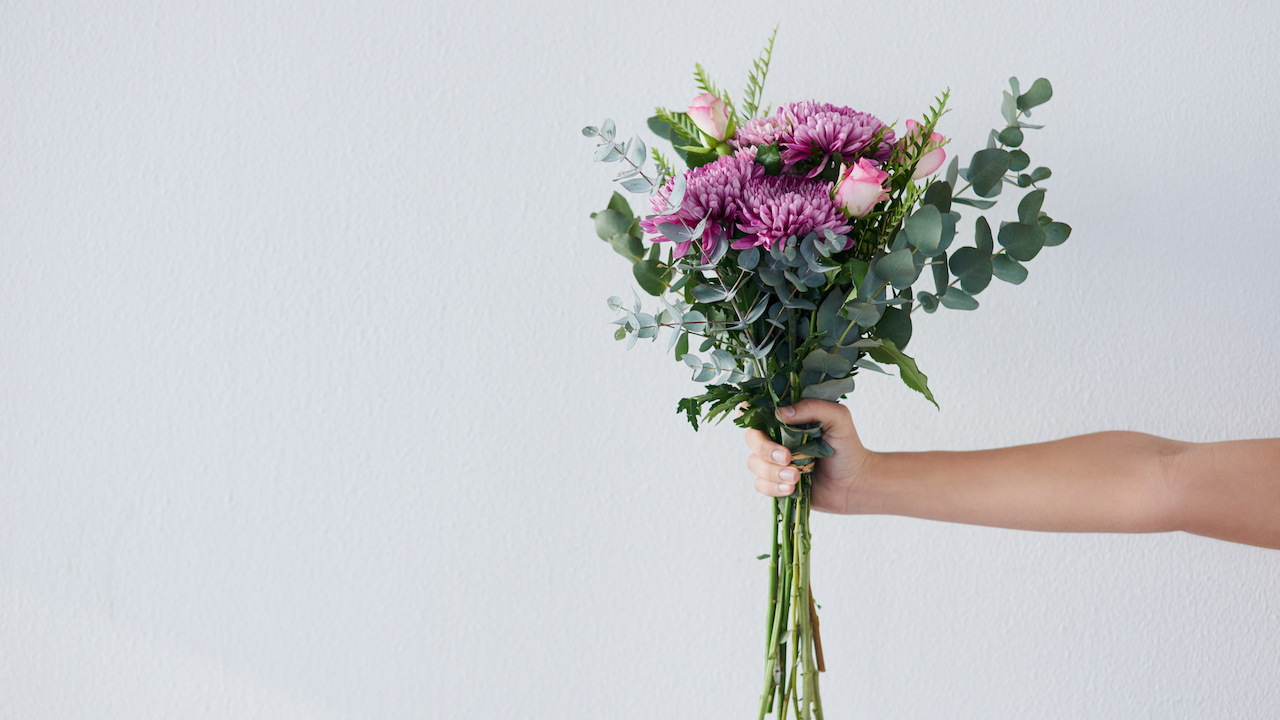 Where to Grab Mother’s Day Flowers Online Because You May or May Not Have Forgotten