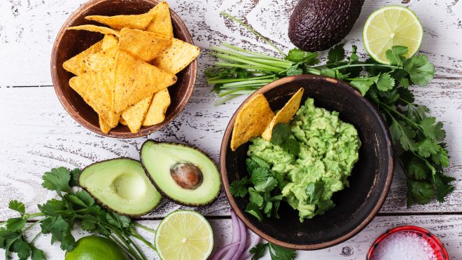 Here’s How You Make the ‘Best’ Guacamole, According to 3 Chefs