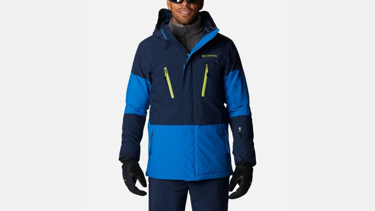 Everything You Need to Keep Warm While Tearing Down the Slopes This Winter