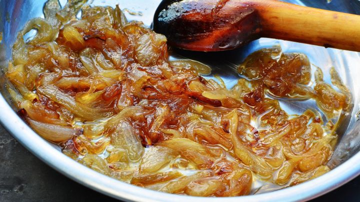 You Should Make and Freeze a Whole Bunch of Caramelised Onions