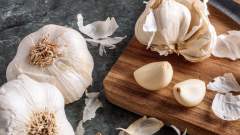You Should Rub Raw Garlic on These Things