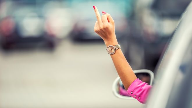 15 Unbreakable Rules of Driving Etiquette, According to Lifehacker Readers