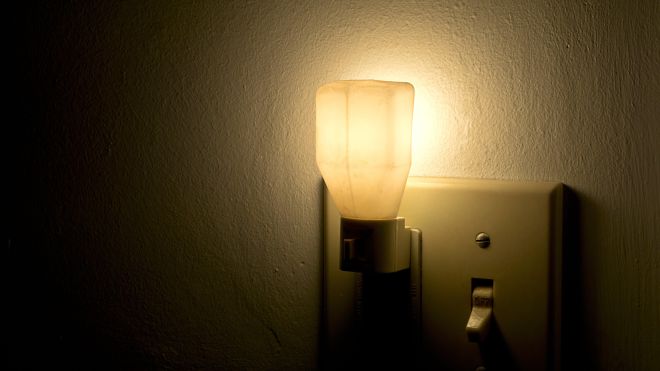 Why Everyone Should Have a Night Light (and How to Choose the Best One)
