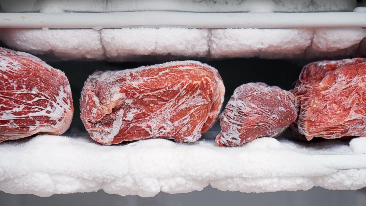 How to Stop a Panic Attack With Frozen Meat