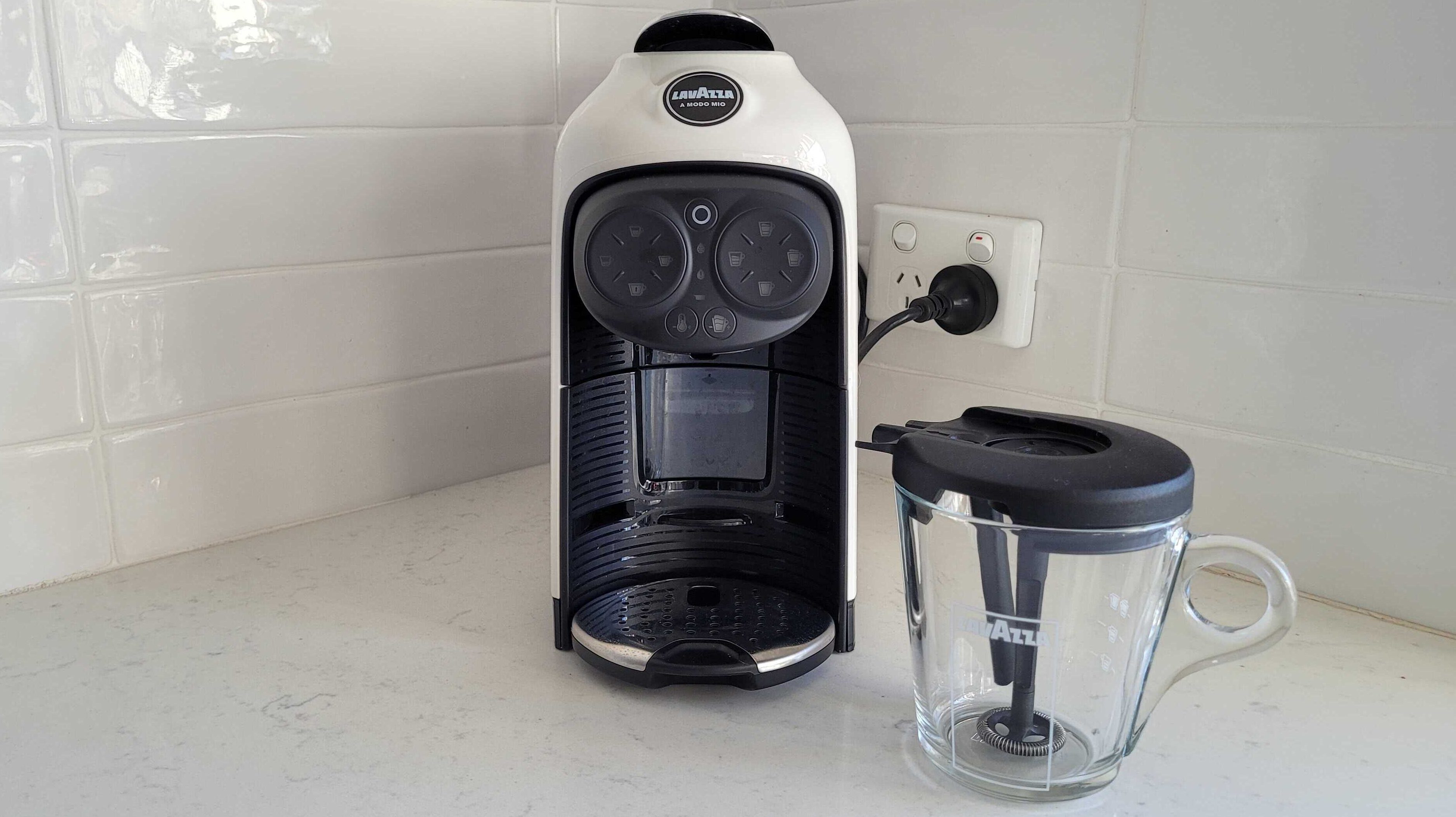 Lavazza Desea Coffee Pod Machine, Black