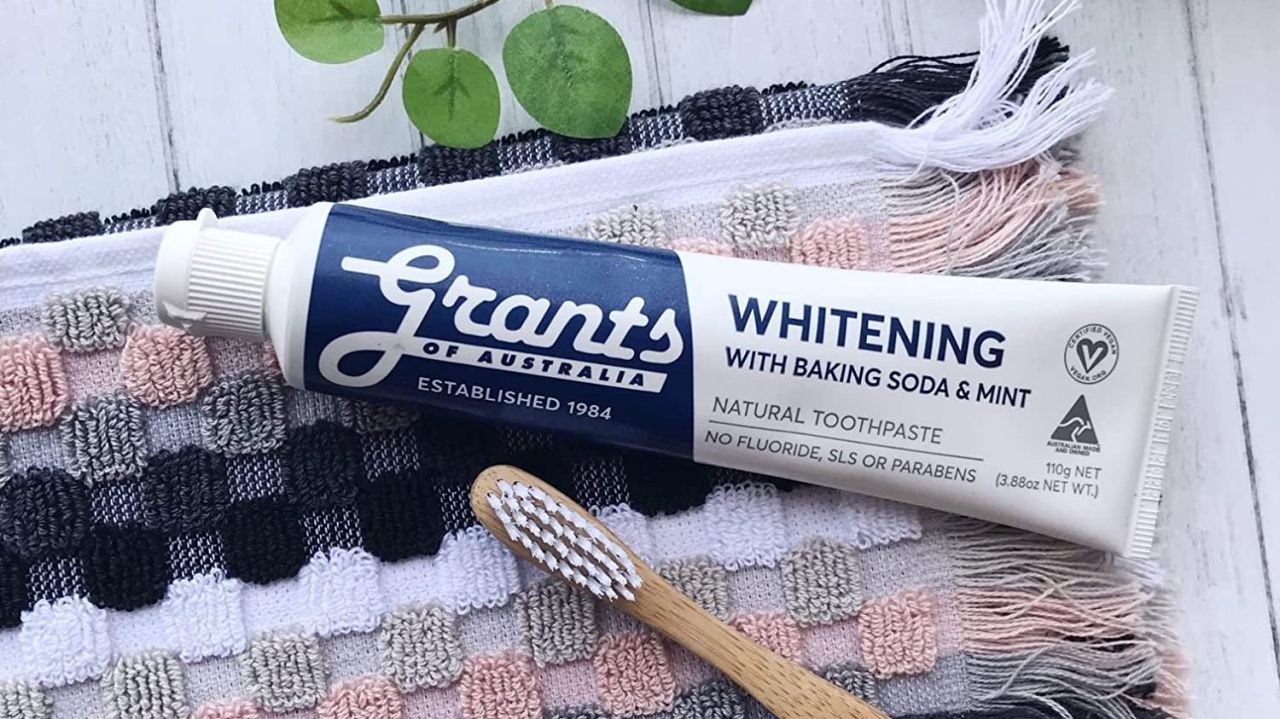 Grants natural toothpaste