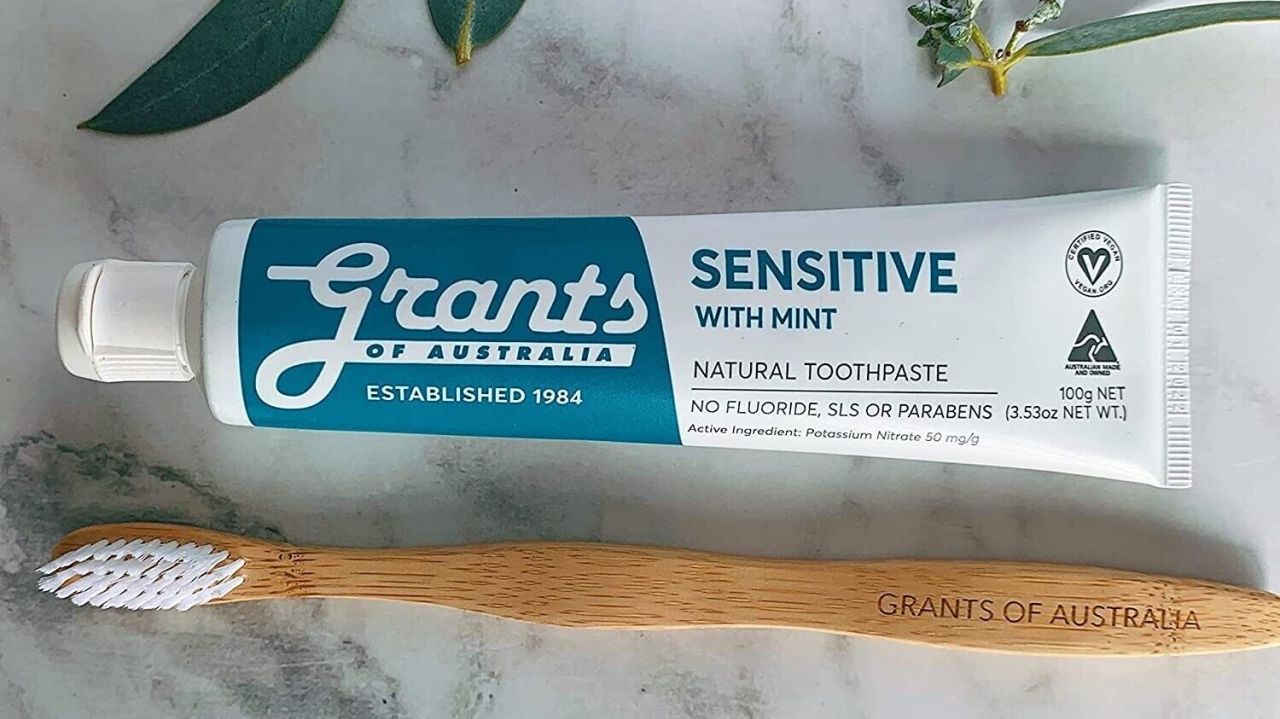 4 of the Best Natural Toothpastes for an Eco-Friendly Grin