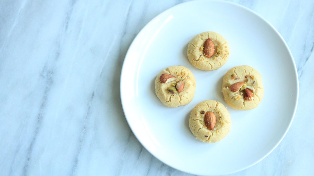 This Indian Shortbread Cookie Will Melt in Your Mouth