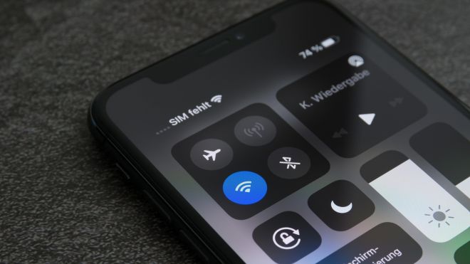 Use This One Tap Shortcut to Actually Turn Off Wifi and Bluetooth on Your iPhone
