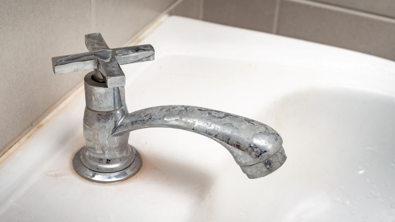 How to Clean the Worst Water Stains From Your Sink, Tub, and Shower