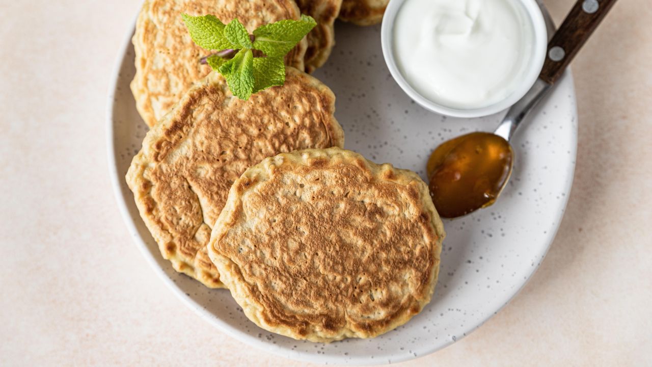 Make These Oat Pancakes for a Hearty Breakfast