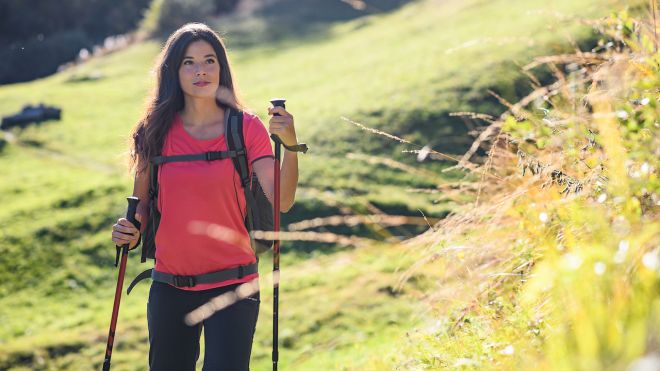7 Reasons Why Nordic Walking Beats a Regular Stroll