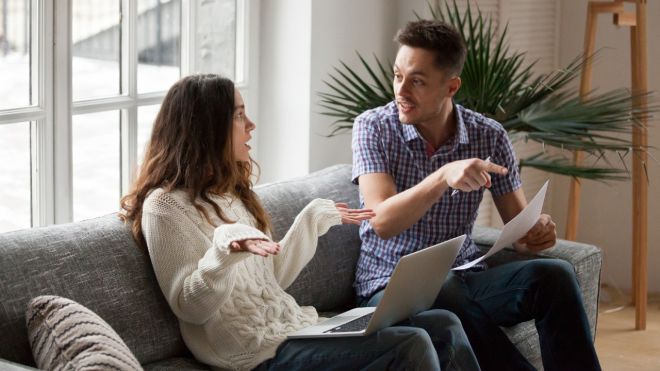 Fighting Over Money? Here’s How to Resolve Your Issues According to a Couples Counsellor
