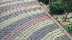 The Best Ways to Maintain Your Pavers